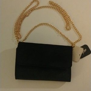 An Avenue Black Woman's Purse